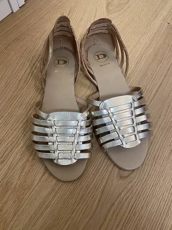 DUNE Ledersandalen Gold