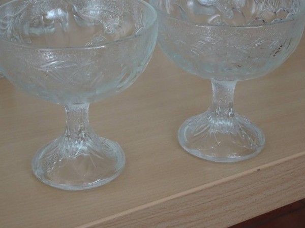 6 Stück Coupe Gläser Glacé Becher