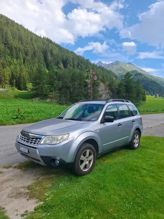 SUBARU Forester Station 2.0 X Swiss