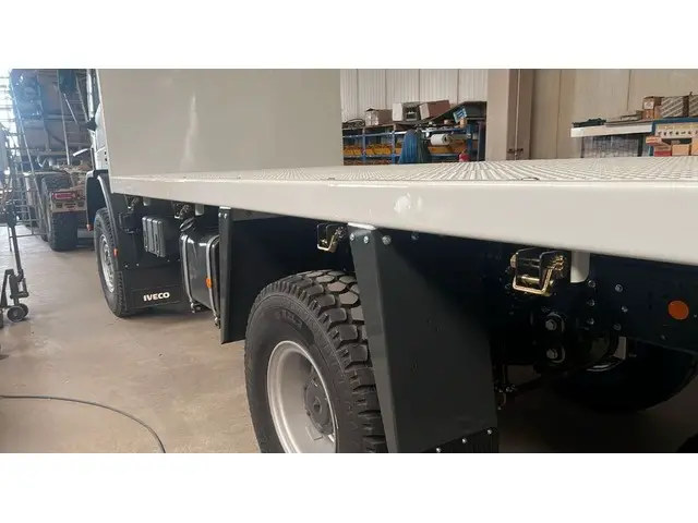 IVECO, Iveco ML 150E28WS-E3 4x4 PLATO, Pick-up original Pritsche