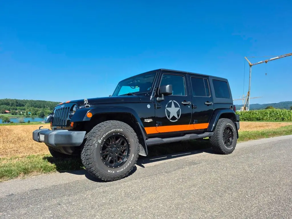JEEP Wrangler 3.8 V6 Sahara Unlimited