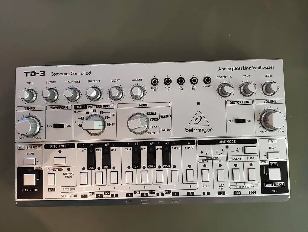 Behringer TD-3