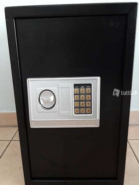  Vendo NUOVA Cassaforte Sicurezza per i tuoi tesori