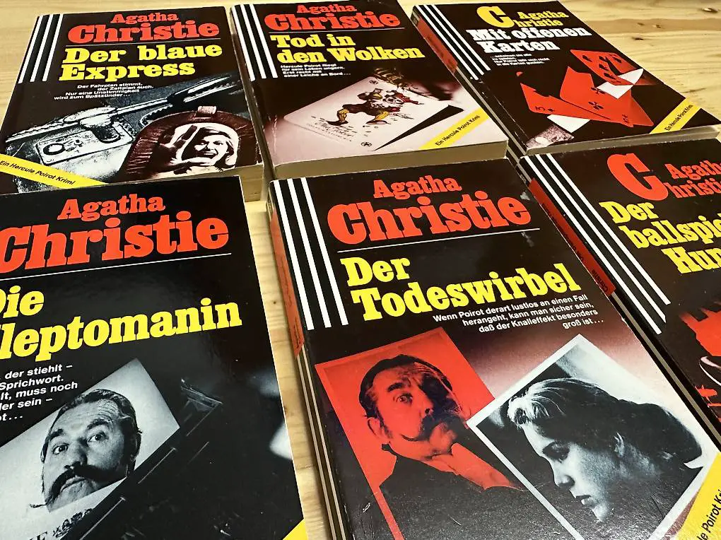 Sammlung von alten Agatha Christie Romanen