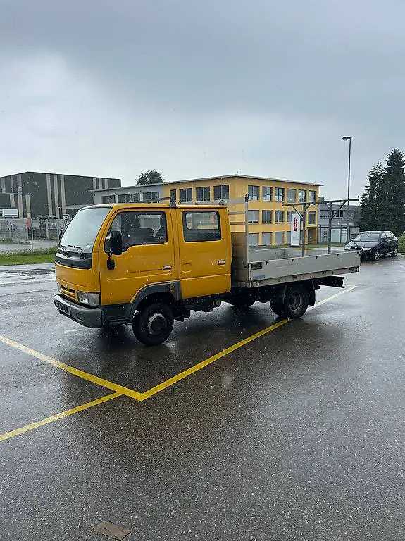 Nutzfahrzeug Nissan Cabstar E 120