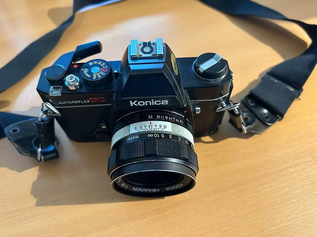 Gebrauchte Spiegelreflex Kamera Konica Autoreflex TC