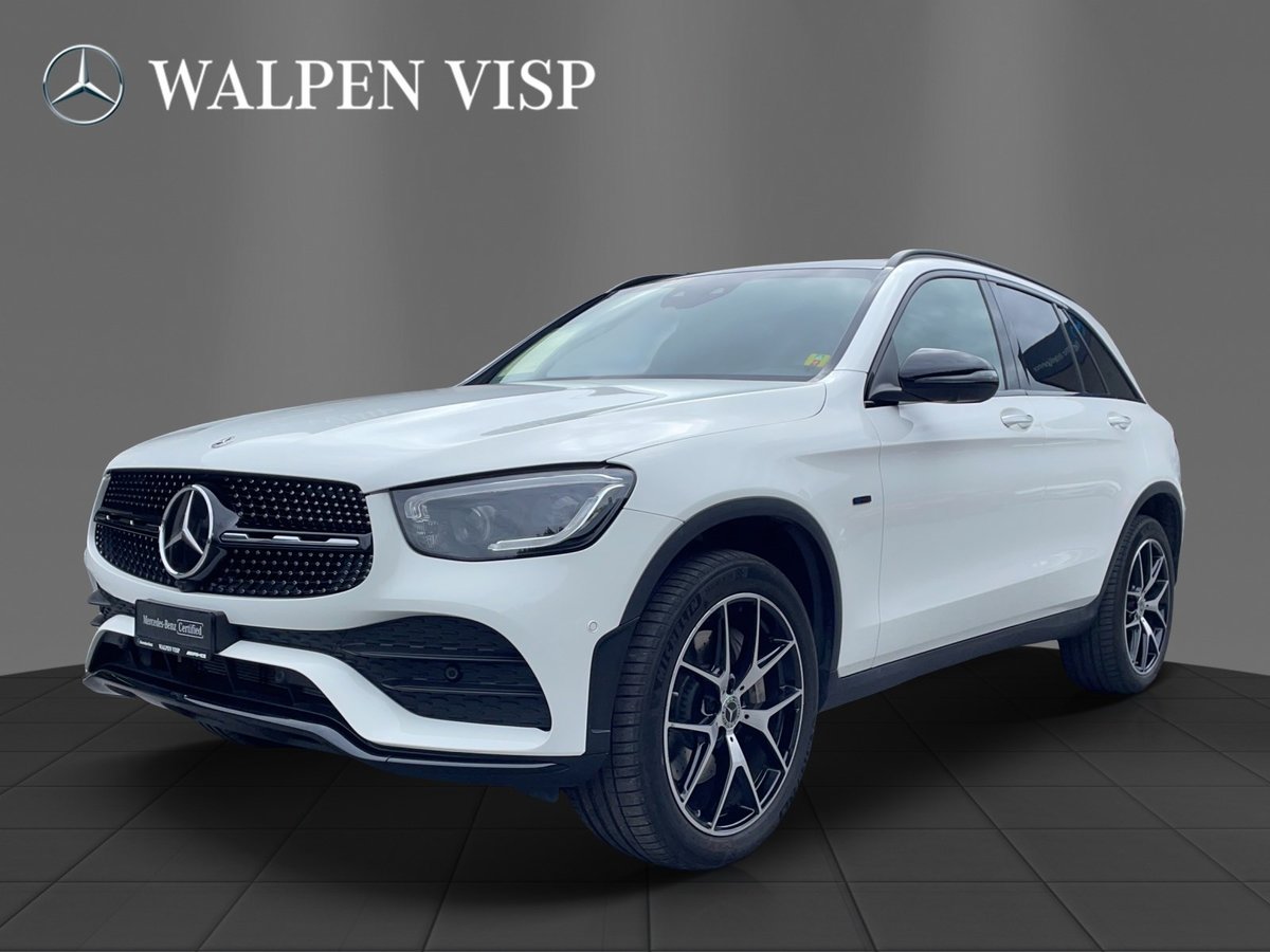 mercedes-benz glc 300 e amg line 4matic