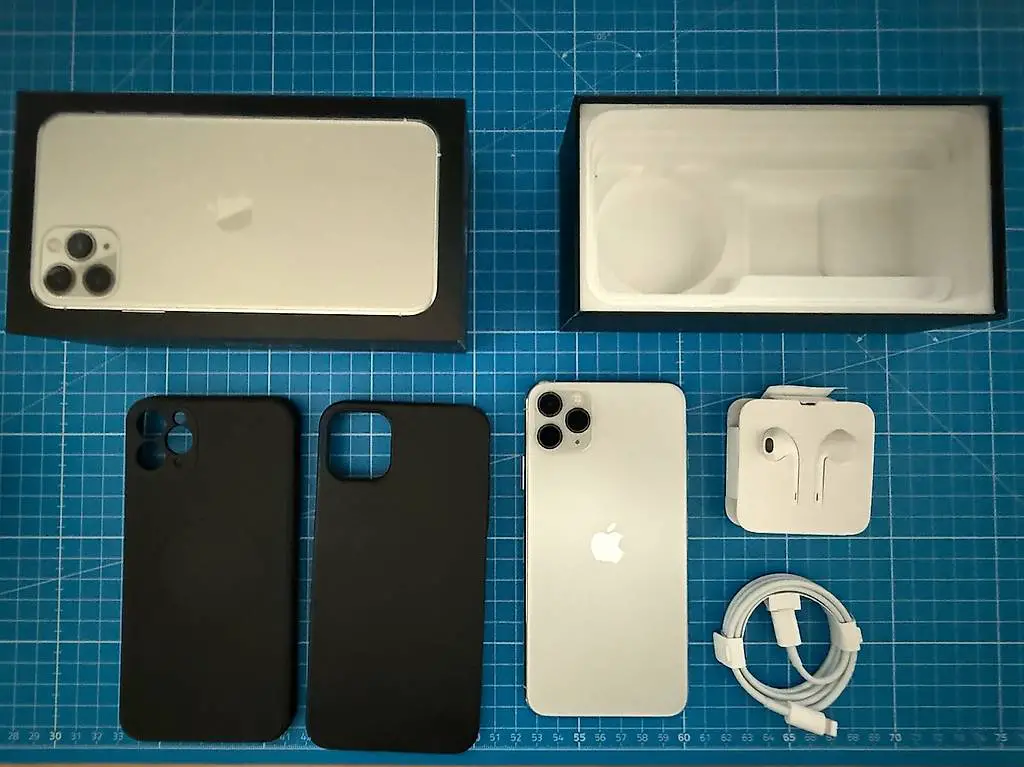 iPhone 11 Pro Max 256 GB Silber