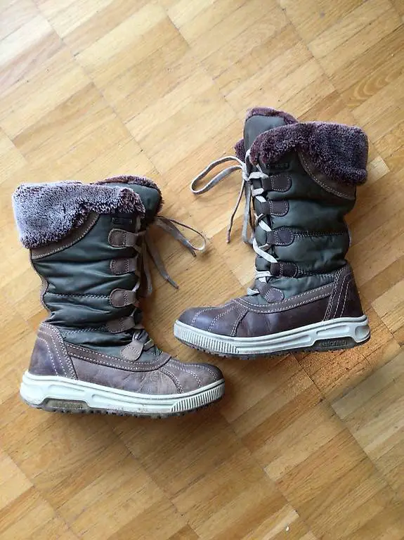 Winterschuhe, Stiefel, Gr. 32