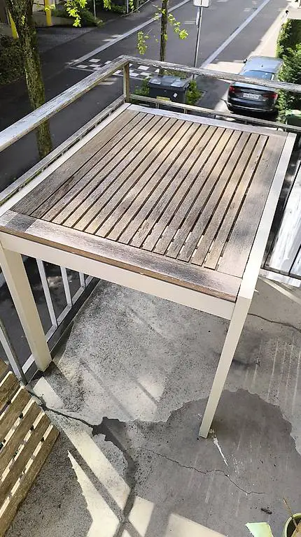 Balkon Tisch