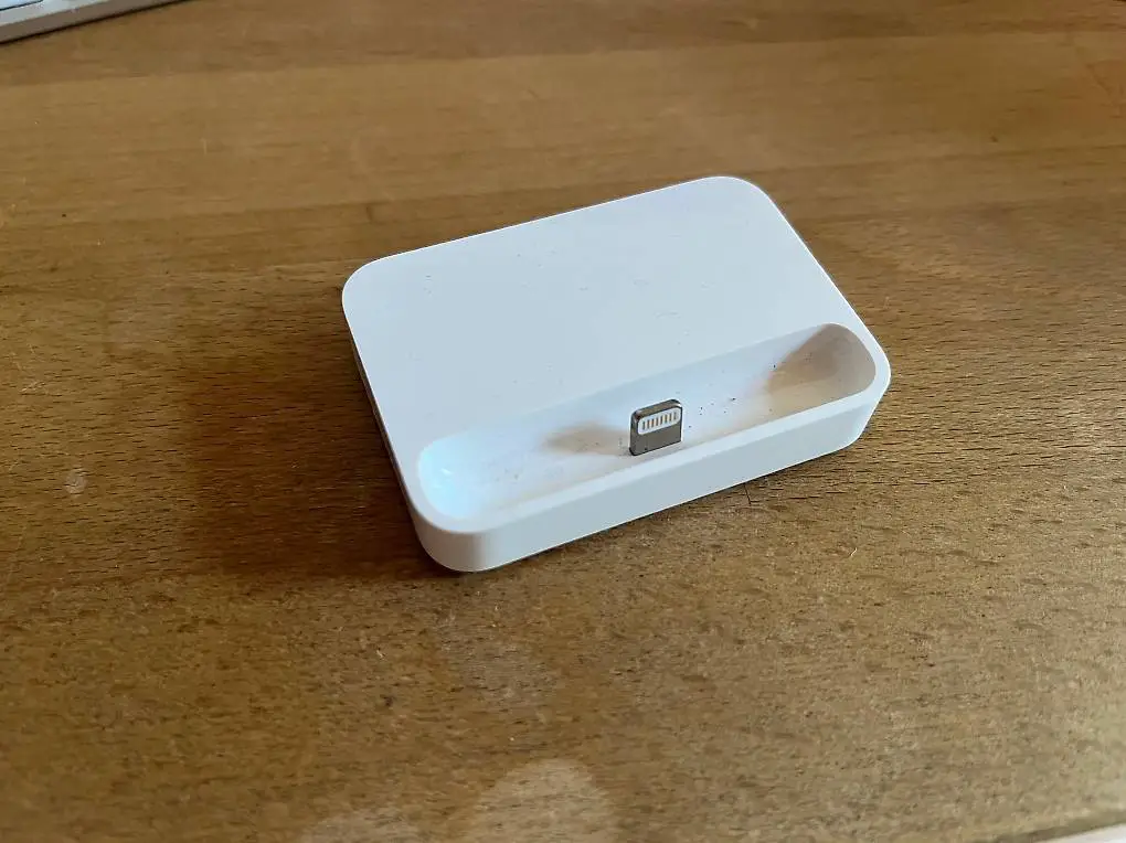Original Apple iPhone 5c Dock