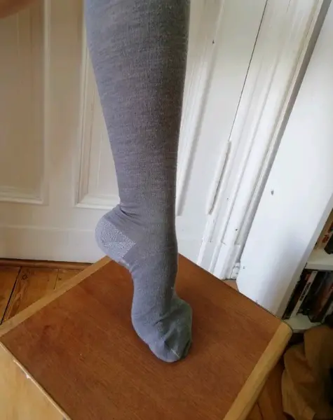 Suche eine sehr gut getragene Strickstrumpfhose