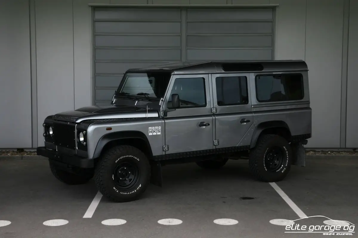 LAND ROVER Defender 110 2.2 TD4 Station Wagon
