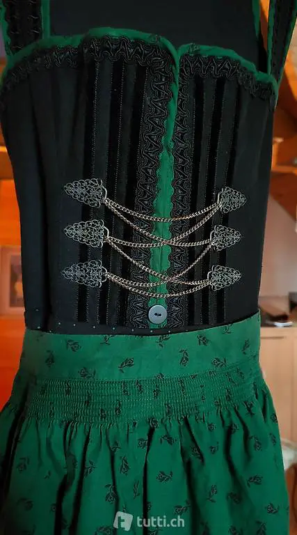 Dirndl Grösse 36