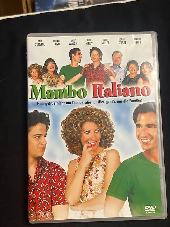 Mambo Italiano DVD
