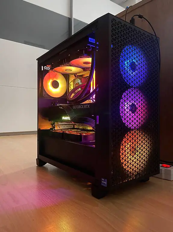 gaming pc (rtx 5080)