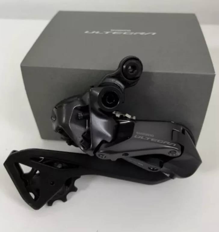 Cambio Shimano ultegra Di2 12 velocità RD-R8150