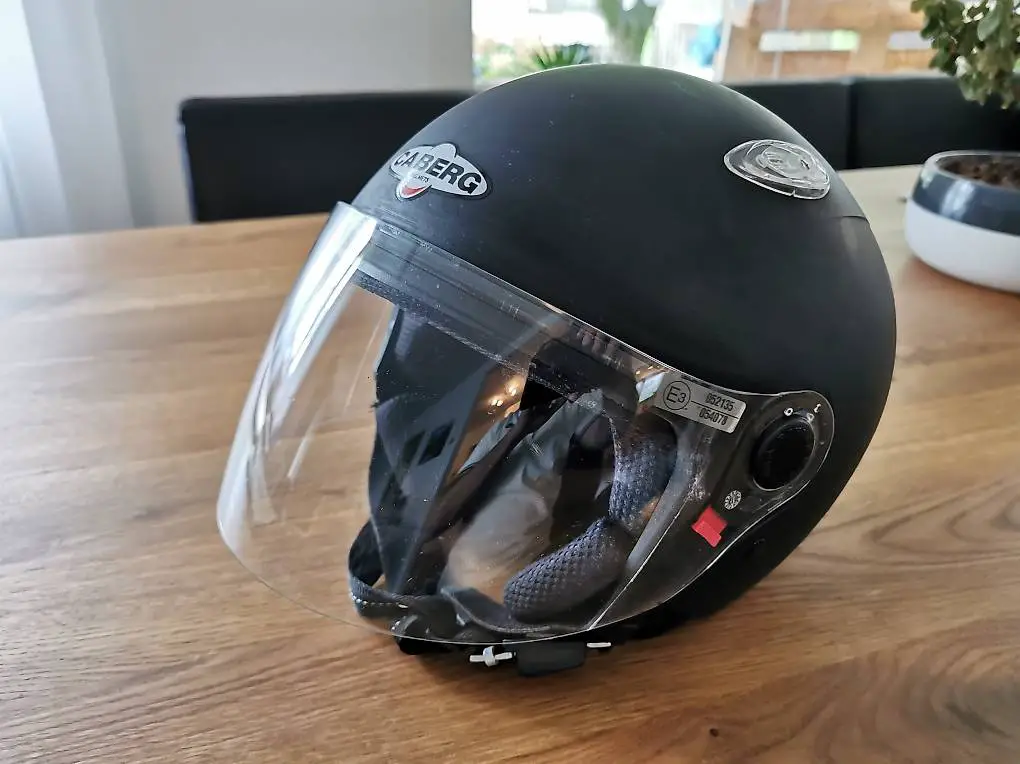 Jethelm /Mofahelm Caberg schwarz matt