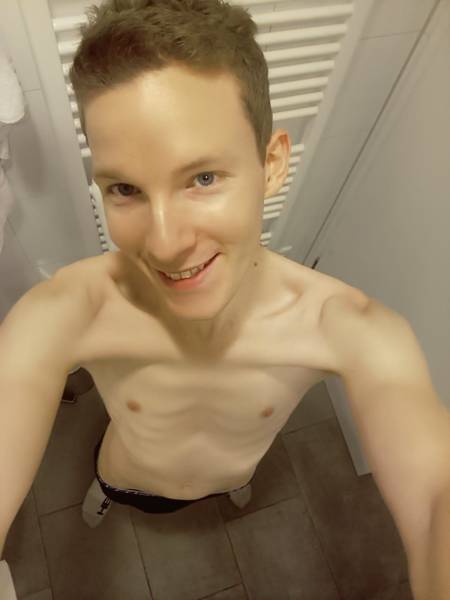 Jmec Gay masseur pro reçois à Yverdon et Genève