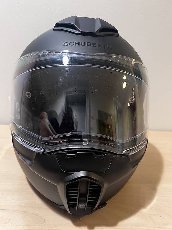 Klapphelm Schuberth E1 mit Garantie