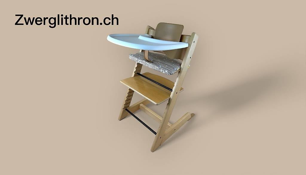 Stokke® Tripp Trapp inkl. Babyset, Kissen & Tray / Buche