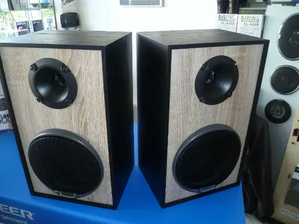 Hifi-Professional Lautsprecher Boxen