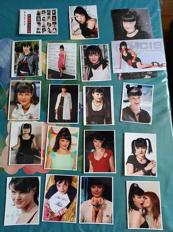 Pauley Perrette Originalfotos (16 Stück)