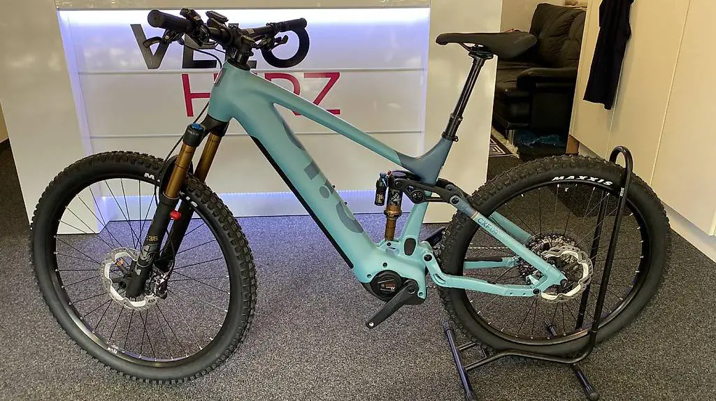 Cilo CXF 09 750wh Bosch Ebike fully MTB Velo Fahrrad