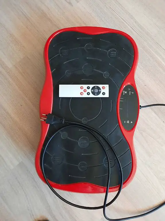 Vibrationsplatte Ultraslim mit Fernbedienung