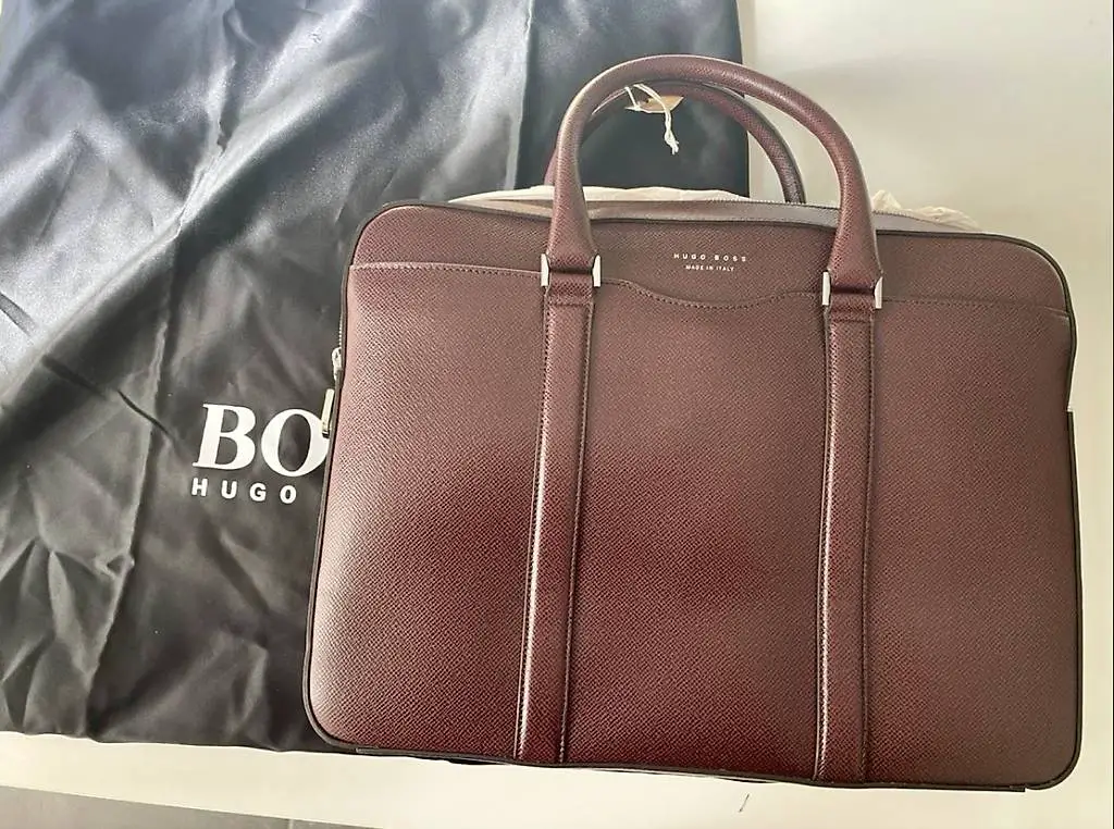 Hugo Boss New Handbag leather