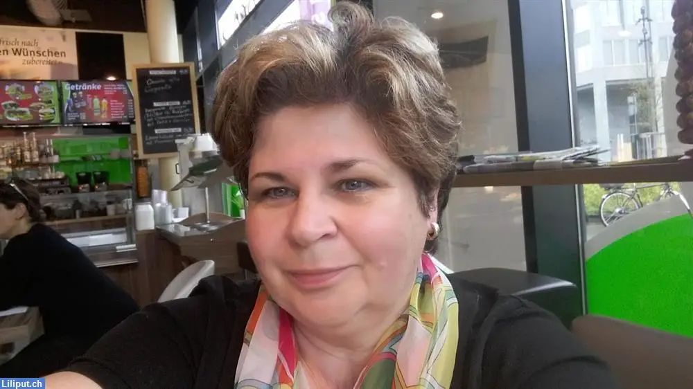 Biete Seniorhilfe wie Fahrdienst, Einkaufshilfe & Bügeln