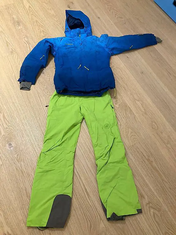 Mammut Winterjacke und Hose / Ski Anzug