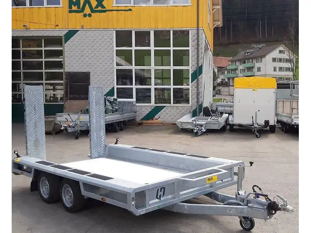 HENRA, Baumaschinenanhänger