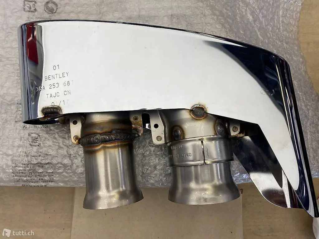  Bentley Bentayga (2015+) Embouts de tuyau d"échappement, Gau