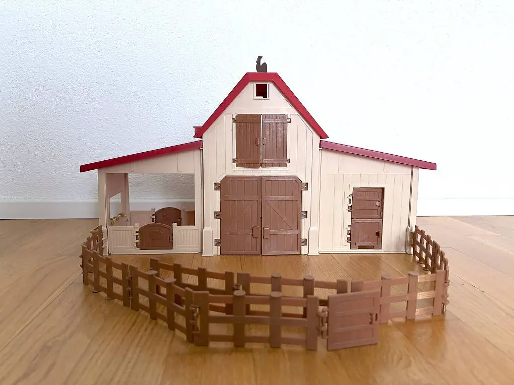 Simba Bauernhof Pferdestall Scheune Stall