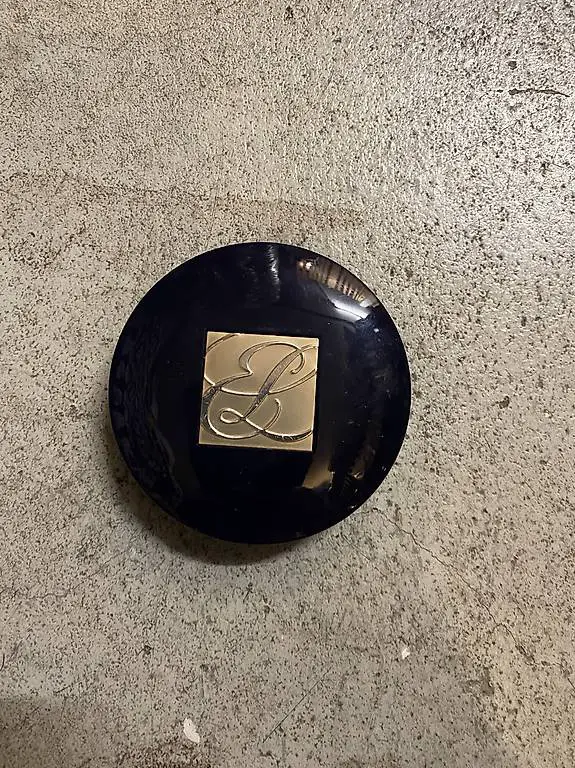 Estte lauder nur probiert