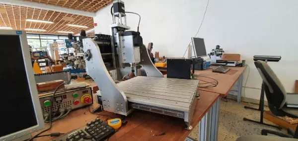 Machine Badog CNC