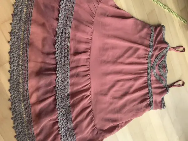 Kleid romantisch mit Häkel-Verzierungen f. Sommer und Winter