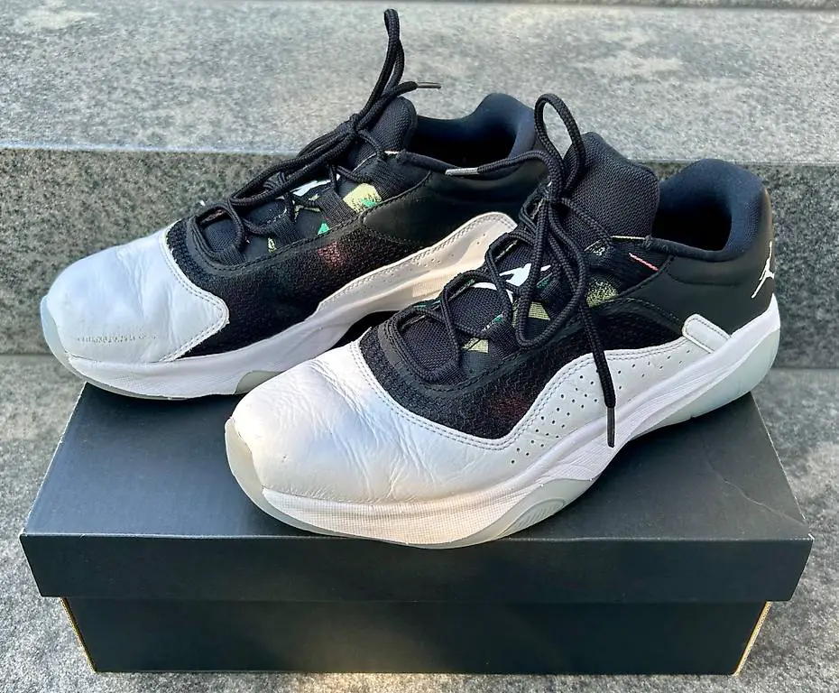 Air Jordan 11 CMFT Low