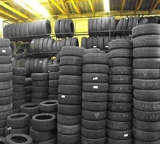 Raccogliamo pneumatici usati