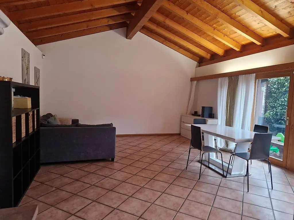 Subentrante per grande casa singola a Ponte Capriasca