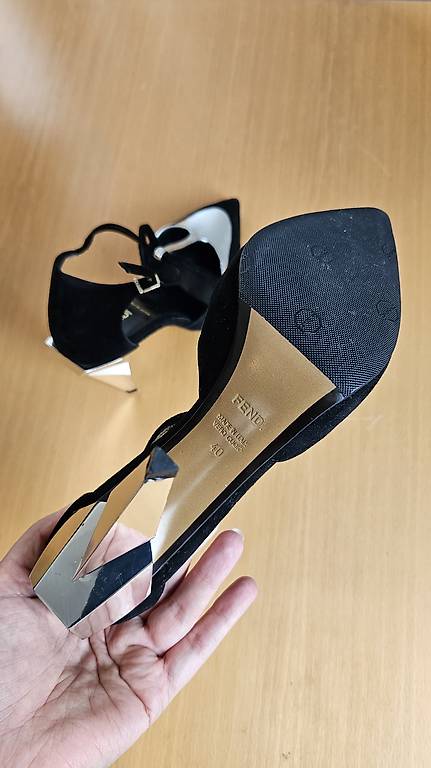 Fendi pumps 40
