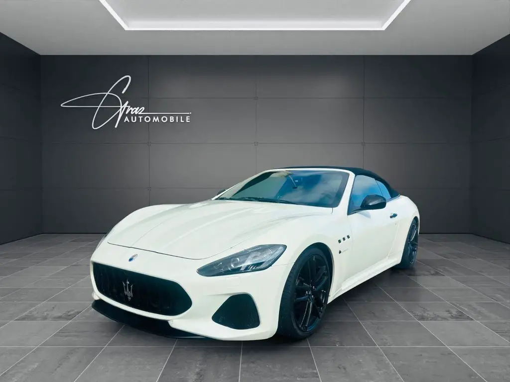 maserati gran cabrio 4.7 v8 mc