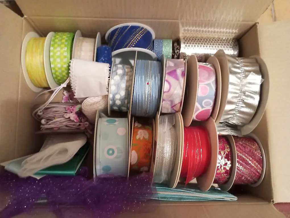 Geschenkbänder & Washi-Tape