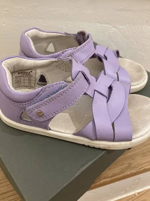 Bobux Kinderschuhe Sandalen lila