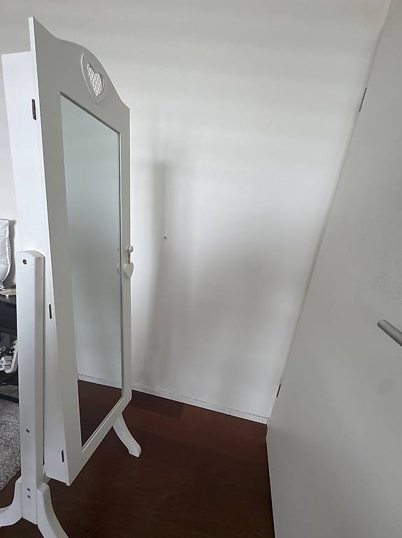 Schmuck- / Spiegelschrank vom Maison du Monde