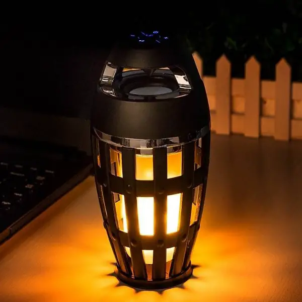  LED FLAMMEN Feuer Lampe Bluetooth Speaker