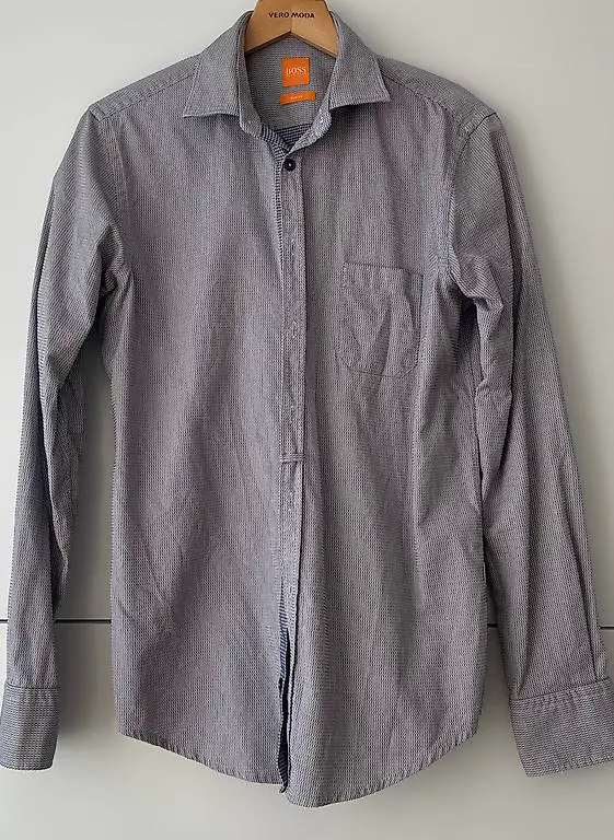 Hugo Boss Hemd - Grösse S, Hellgrau mit Blau