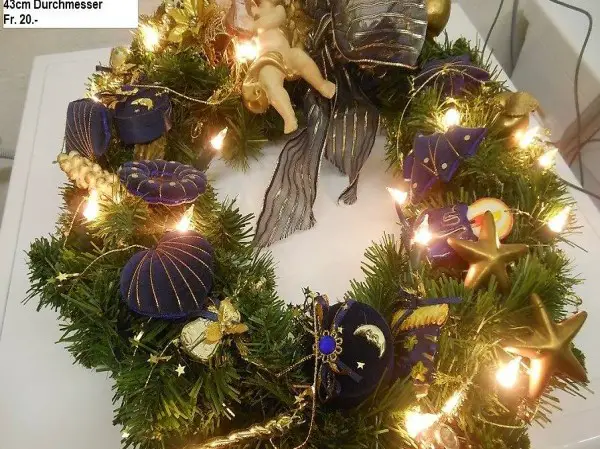 adventskränze / weihnachts-dekorationen / etc zu ve