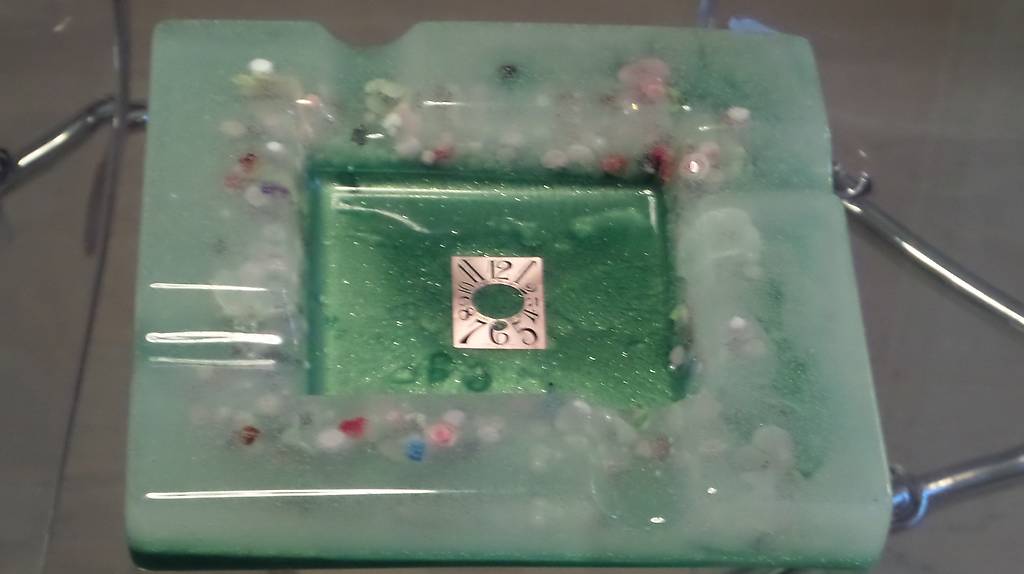 Montre Uhr Zürich Basel Bern Fribourg Neuchâtel Valais